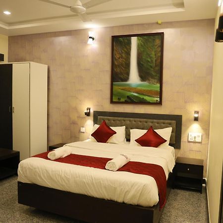Hotel Ashlesh Manipal Luaran gambar