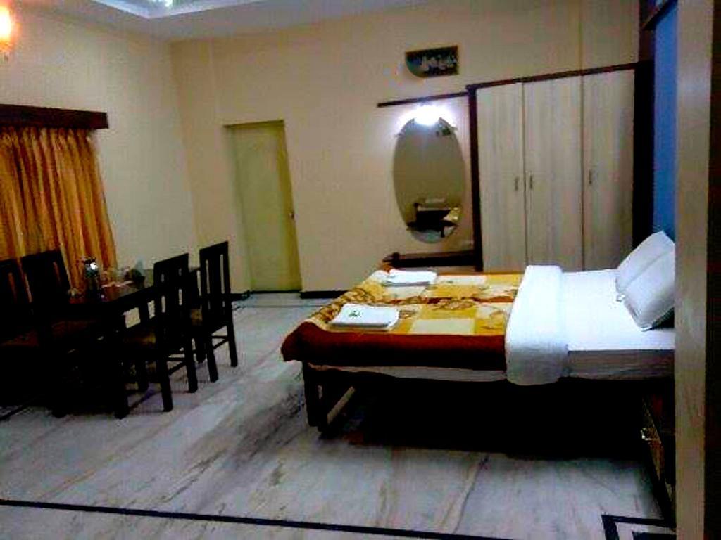 Hotel Ashlesh Manipal Luaran gambar