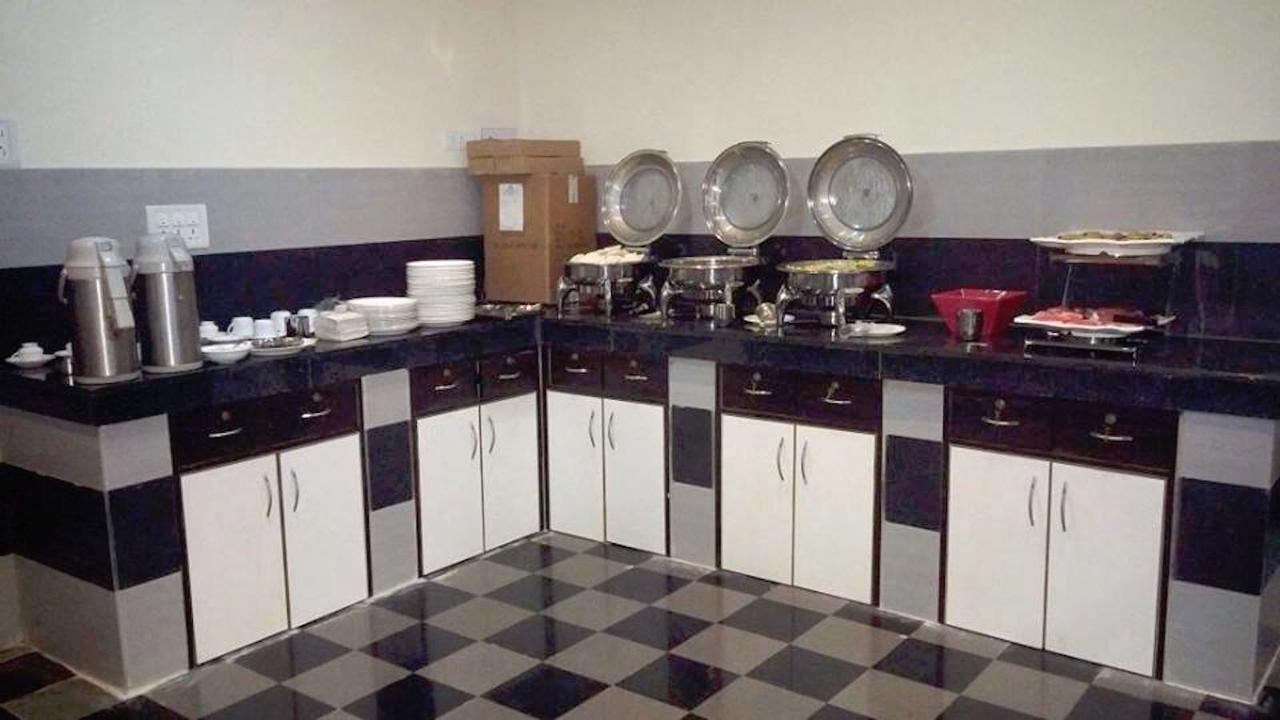 Hotel Ashlesh Manipal Luaran gambar