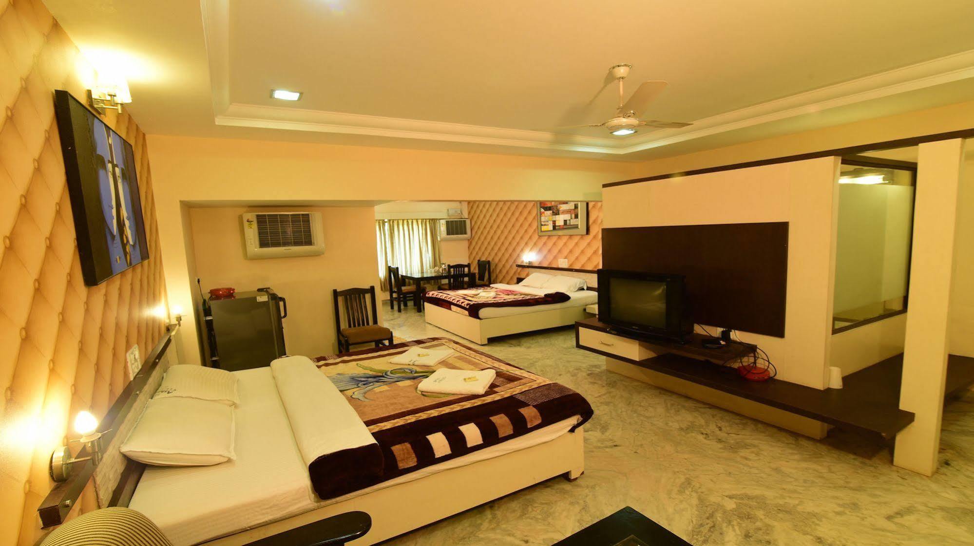 Hotel Ashlesh Manipal Luaran gambar