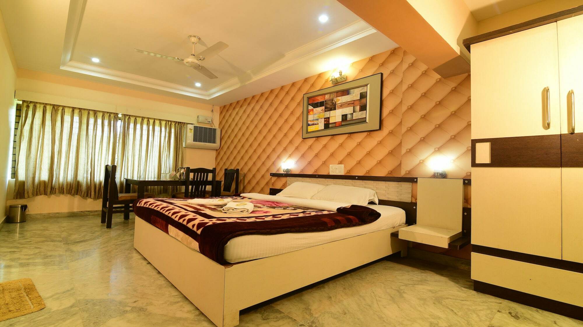 Hotel Ashlesh Manipal Luaran gambar